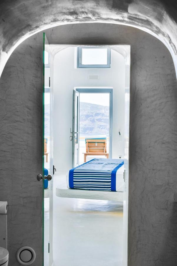 Maregio Suites (Adults Only) Oía Exterior photo