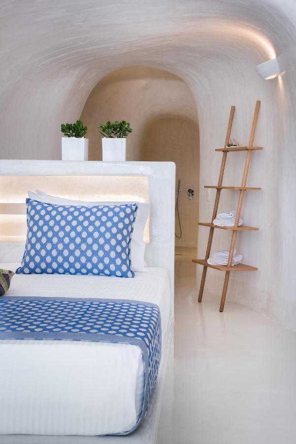 Maregio Suites (Adults Only) Oía Exterior photo