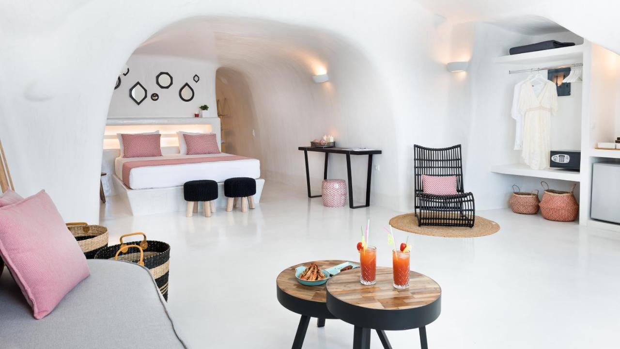 Maregio Suites (Adults Only) Oía Exterior photo