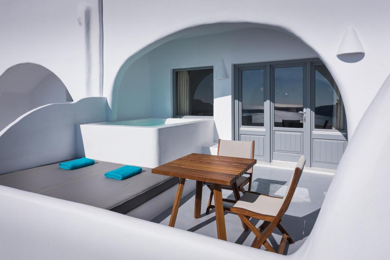 Maregio Suites (Adults Only) Oía Exterior photo
