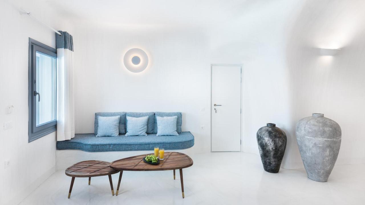 Maregio Suites (Adults Only) Oía Exterior photo