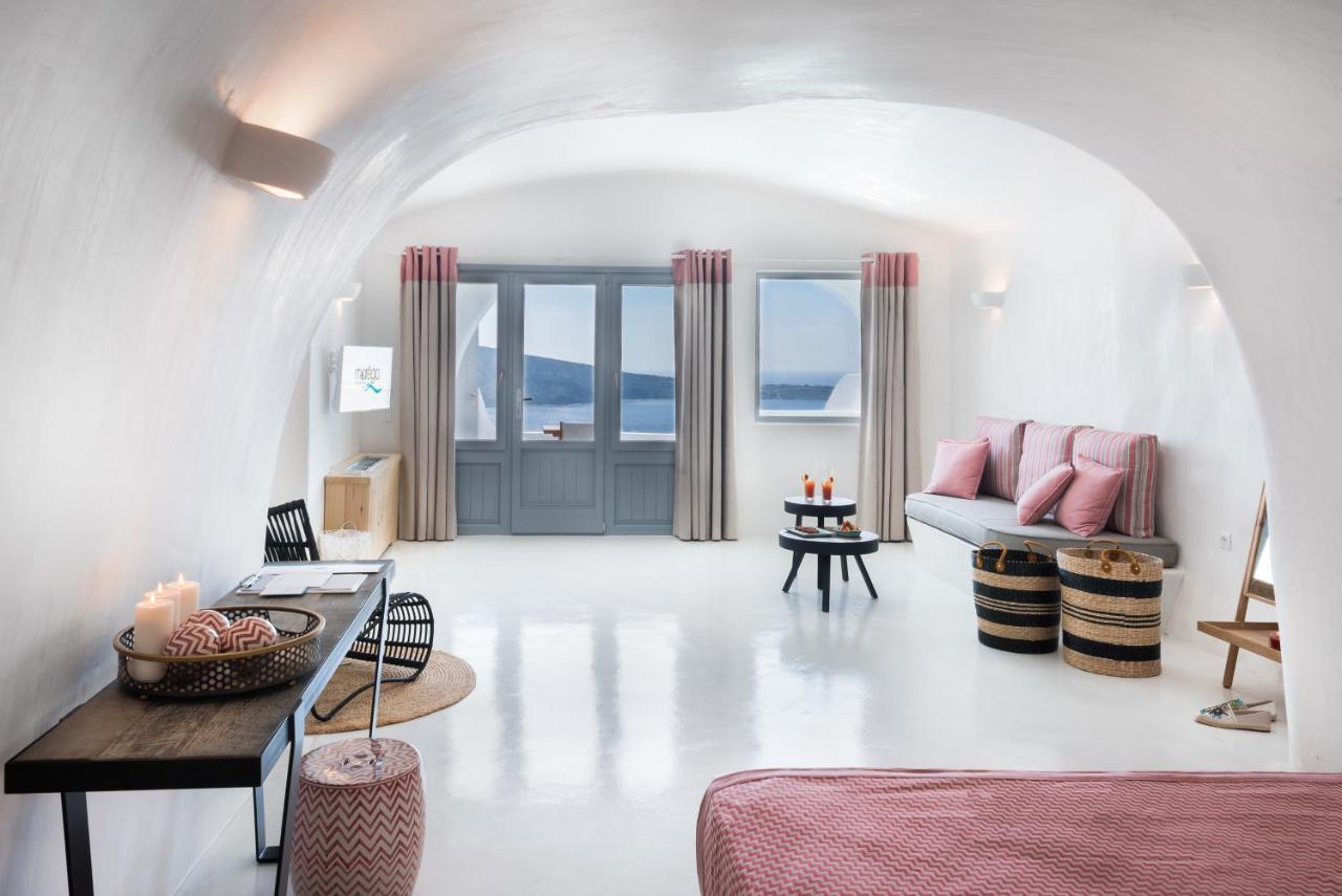Maregio Suites (Adults Only) Oía Exterior photo