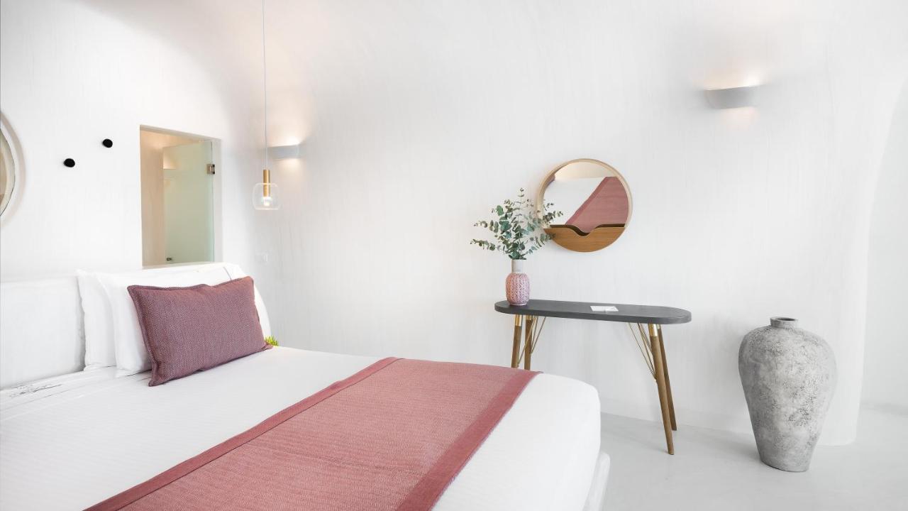 Maregio Suites (Adults Only) Oía Exterior photo