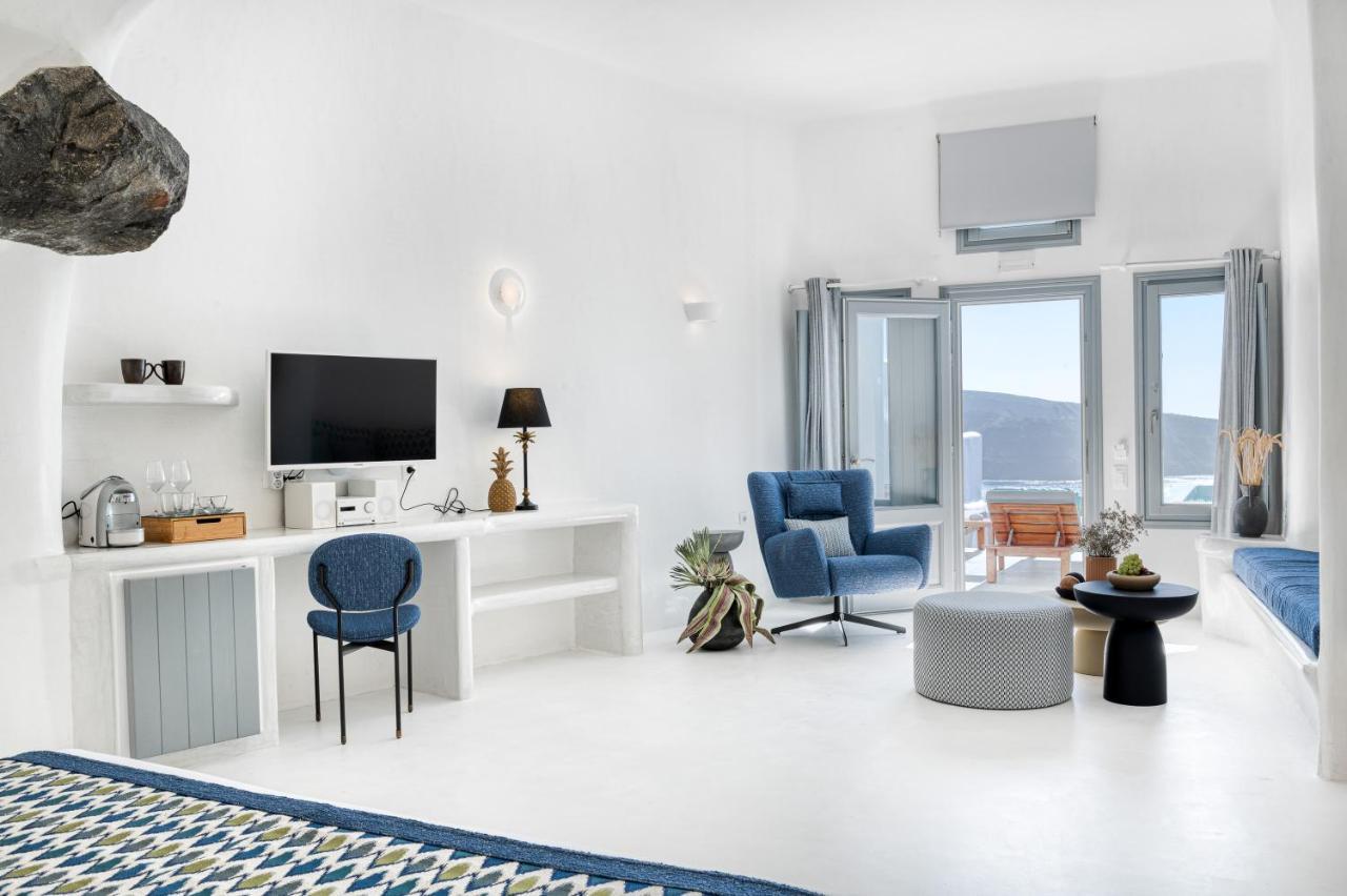 Maregio Suites (Adults Only) Oía Exterior photo