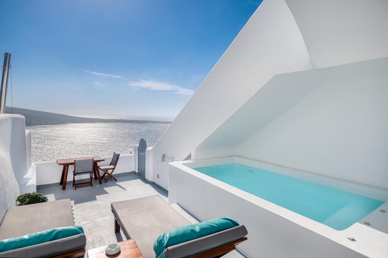 Maregio Suites (Adults Only) Oía Exterior photo