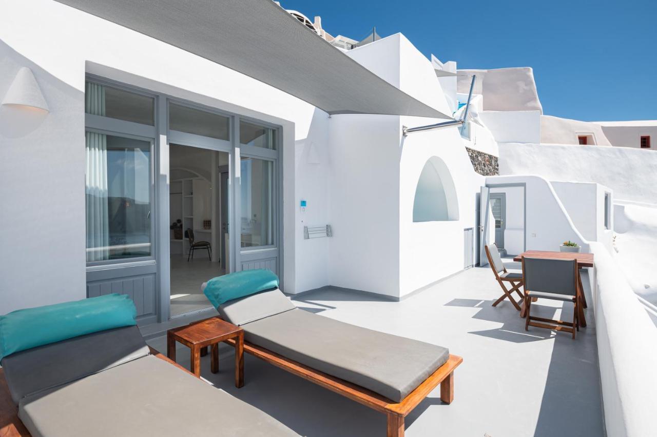 Maregio Suites (Adults Only) Oía Exterior photo